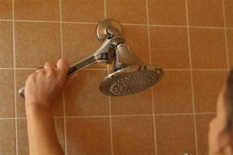 How to Stop a Dripping Shower Head | HomeViable