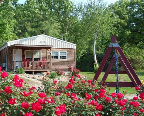 GREGORY'S LODGING & GENERAL STORE (Shelbyville) - Motel Reviews ...