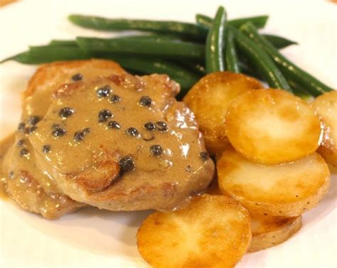 Pork Au Poivre (Peppercorn Sauce) Recipe | SideChef