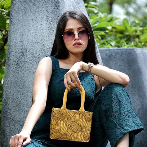 Fire light tropical small box bag – Bhastra Bags