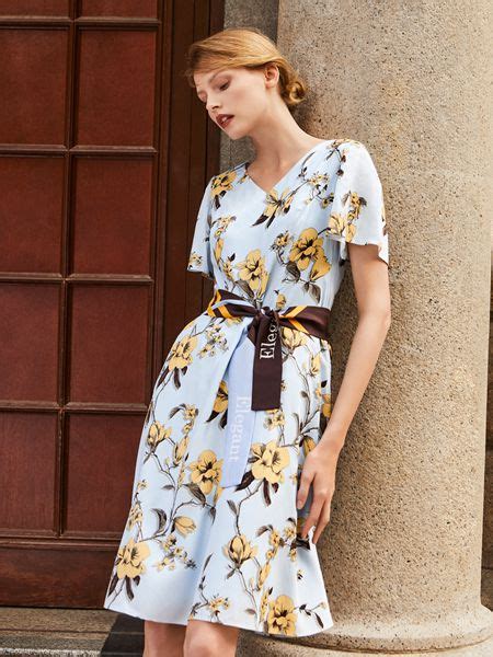 Sefon臣枫女装2019夏季新款广告大片-服装品牌新品-CFW服装设计网