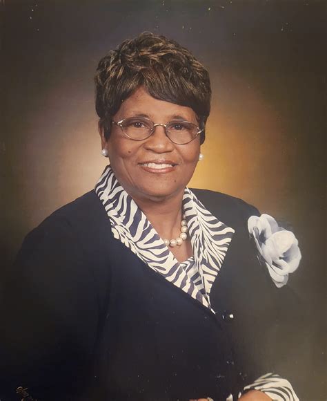 Mrs. Essie Agnes White | Leevy's Funeral Home