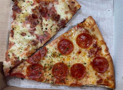 23 Best Pizza Places in Sarasota, FL [2022]