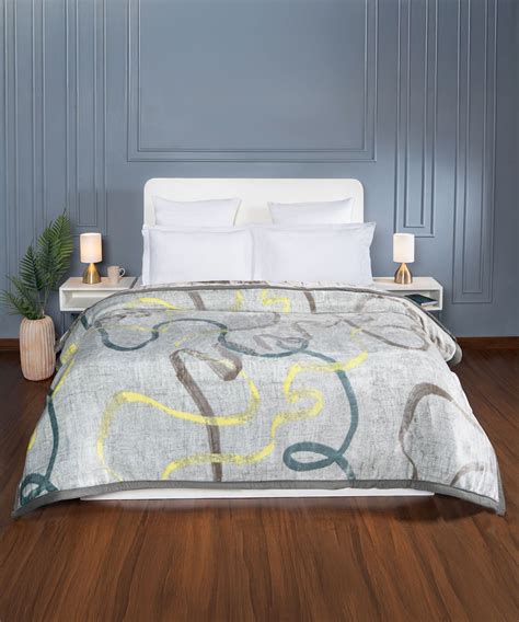 His and Her Double Blanket, 4.2kg, 100% Polyester, Entangled Tales ...