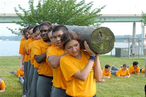 Be Late 的图像结果