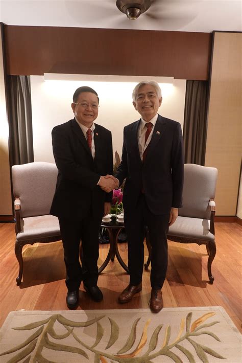 Secretary-General of ASEAN meets with ASEAN SOM Leader of Singapore - ASEAN Main Portal - leader of singapore