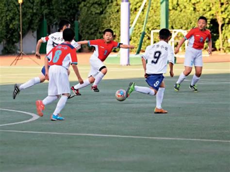 China Plans To Use Physical Education Classes To Make Boys More 'Manly ...