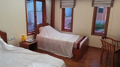 THAR YAR SHWE PYI HOTEL (Pyay) - Hotel Reviews & Photos - Tripadvisor