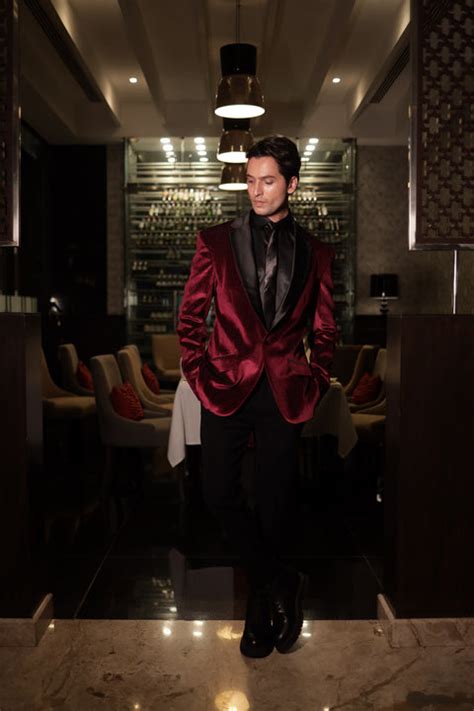 Wedding Burgundy Velvet Tuxedo Blazer – Tumuh
