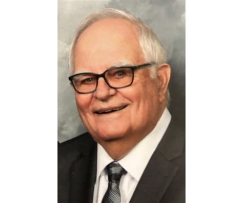 Robert "Bob" Holewinski Obituary (2024) - Pulaski, WI - Marnocha ...