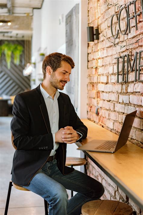 Progressive Insurance Log 的图像结果