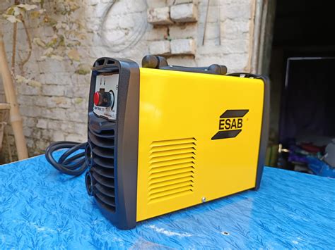 ESAB Alloy Steel Xpert Weld 220I Inverter (Igbt) Single Phase Heavy ...