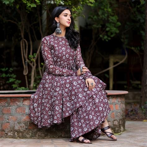 Kasia Sharara Georgette Set – Kameez.co