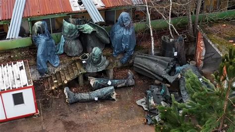 Simbole të copëtuara: Statujat e kohës komuniste në depon bullgare