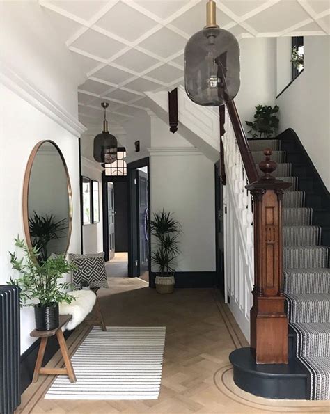 20+ House Entrance Hall Ideas