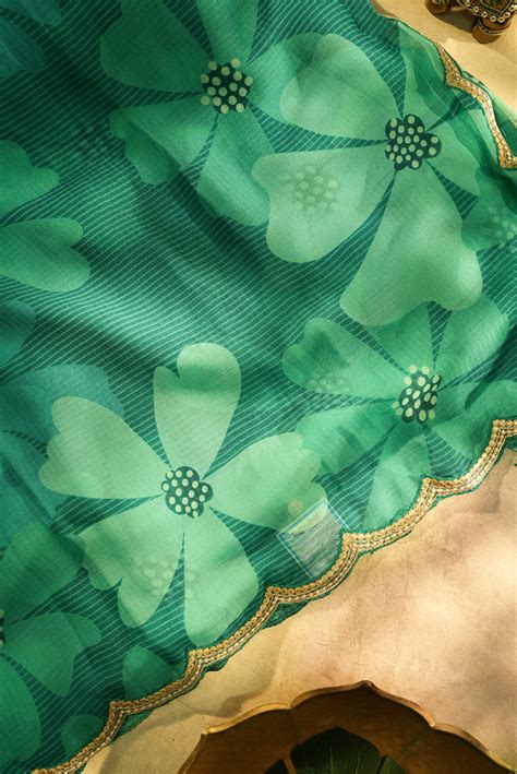 Designer Sarees – Rajmahal Silks | Silk saree shops in Madurai, Tamil Nadu