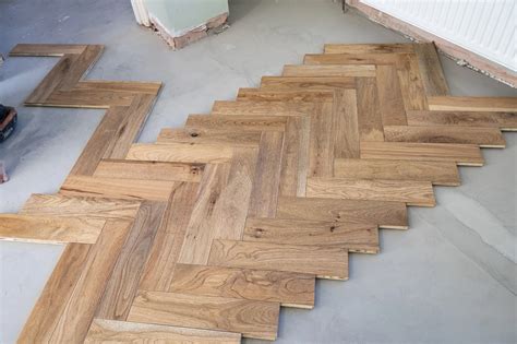 How to install engineered wood flooring