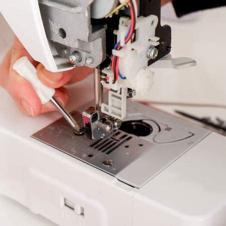 ProfessorPincushion Tutorialscleaning Sewing Machine 的图像结果