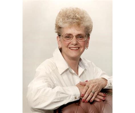 Betty Louise Gleitsman Obituary (2023) - New Philadelphia, OH - Linn ...