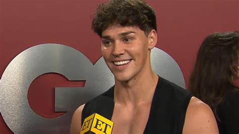 See Robin Thicke’s Big Music Milestone Surprise! (Exclusive)