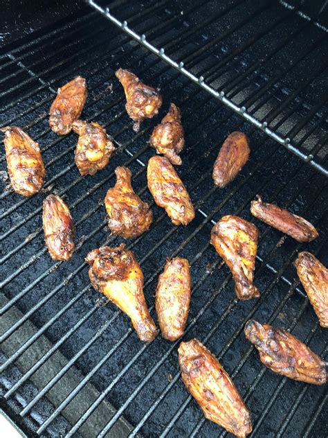 My favorite. Smoked buffalo wings : r/Traeger