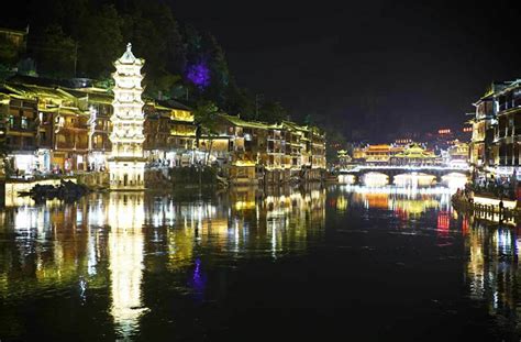 社科院旅游研究中心发布"2021中国旅游十大热点" | 每日旅讯_文旅_滑雪_边境口岸