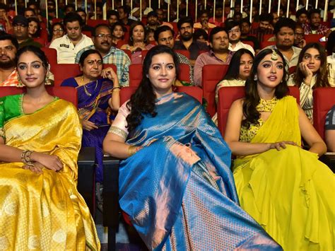 Tiger Nageswara Rao : టైగర్ నాగేశ్వరరావు ప్రీ రిలీజ్ ఈవెంట్ ఫొటోలు ...