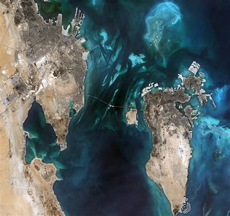 Satellite image of Bahrain and neighbouring Saudi Arabia : r/MapPorn
