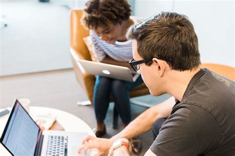 Full-Stack Developer Mid-Level 的图像结果