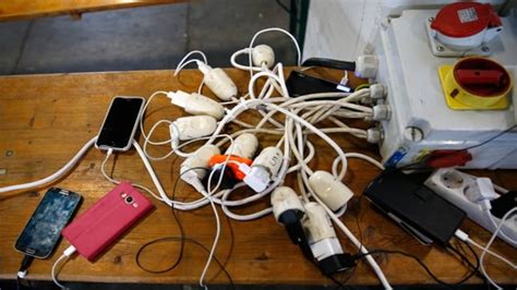 Will your phone give you cancer? Here is how to check phone's radiation ...