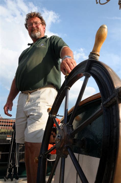 Appledore IV prepares to leave Cleveland for home port of Bay City ...