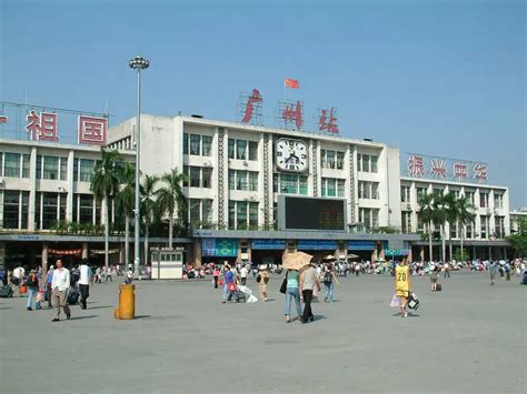 从潮汕火车站到揭阳机场，居然还有免费大巴，全程只需要半个小时