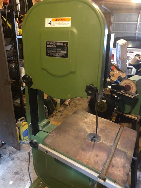 CENTRAL MACHINERY 14" WOOD CUTTING BAND SAW