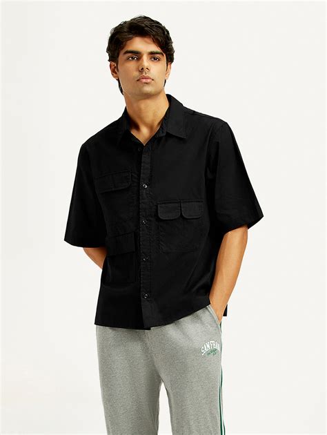 Men's Solid Black Spread Collar Shirt – Levis India Store