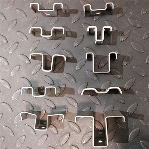 Grating Clamps - M Shape Clamps Manufacturer from Vasai