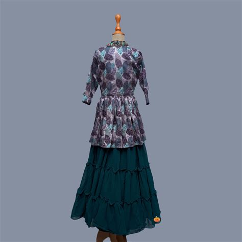 Buy Green Leaf Design Girls Gown with Shrug – Mumkins