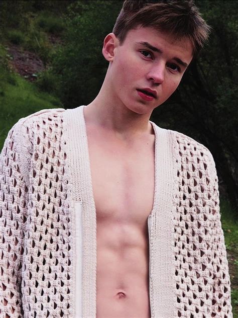 Maxwell Jenkins hot em 2024 | Atores