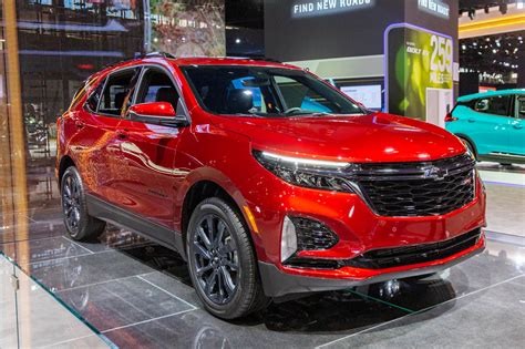 2021 Chevrolet Equinox takes cues from Blazer brother