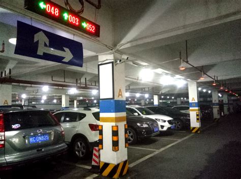 桂林某小区智能停车场系统_车辆管理案例_综合布线_弱电集成-劲浪科技公司