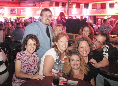 A look back at legendary Phoenix country bar Mr. Lucky's | Phoenix New ...