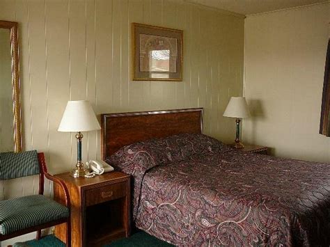 TRI-MANOR MOTEL (Decatur) - Hotel Reviews & Photos - Tripadvisor