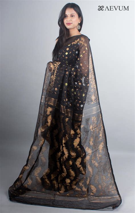 Bangladeshi Style Zari Jamdani Saree - 4747 – AEVUM