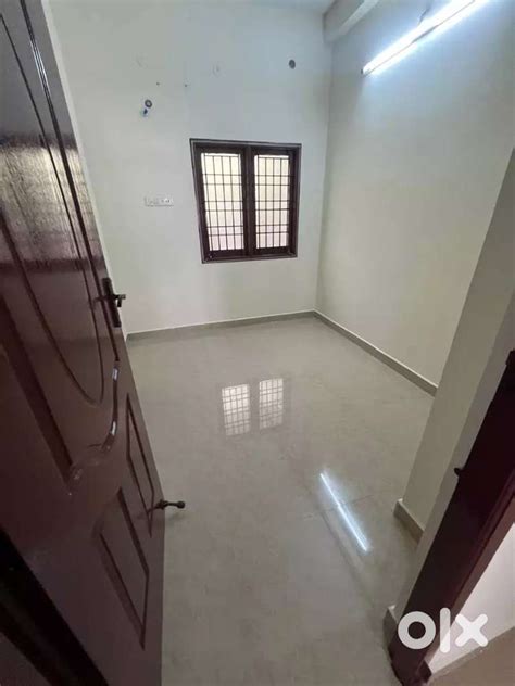 rent 2bhk bypass road - For Rent: Houses & Apartments in Velacheri ...