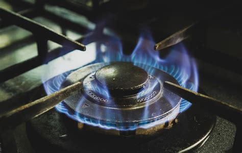 15 Kompor Gas Terbaik 2025 Masak Lebih Maksimal!