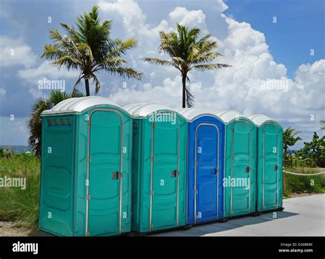 Portable toilets, porta-potties, Port-a-Johns in Pompano Beach Florida ...