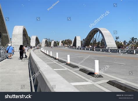 153 6th Street Viaduct Images, Stock Photos & Vectors | Shutterstock