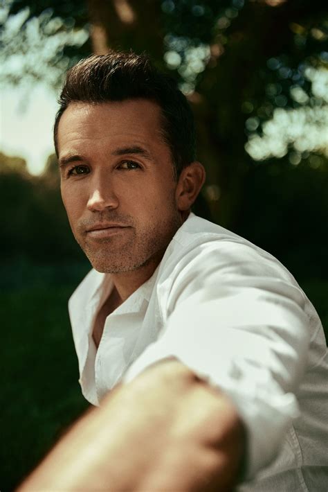 Why Rob McElhenney Takes ‘Mythic Quest’ So Personally | Vanity Fair