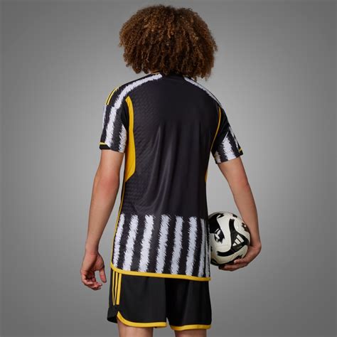Clothing - Juventus 23/24 Home Authentic Jersey - Black | adidas Oman