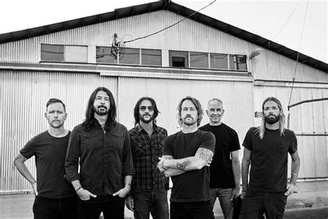 Foo Fighters are coming to Lincoln Financial Field