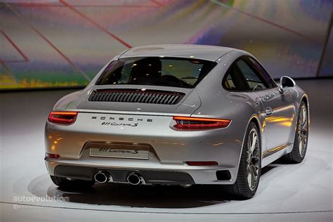 2017 Porsche 911 Feels Like an Old-School Turbo Machine in Frankfurt - Live Photos - autoevolution